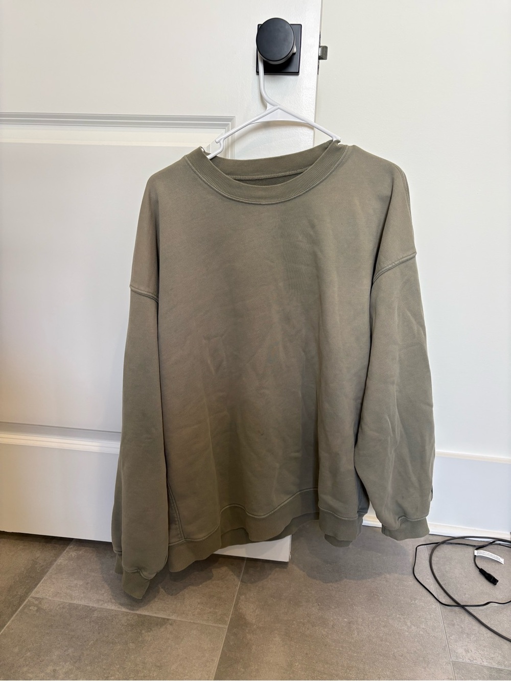 Daily drills crewneck